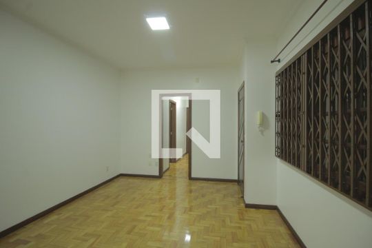 Sala de apartamento à venda com 2 quartos, 73m² em São João, Porto Alegre