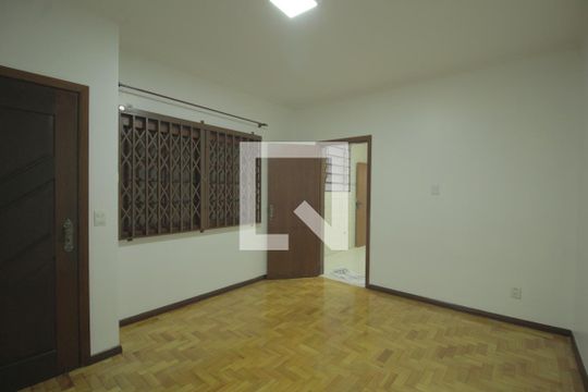 Apartamento à venda com 2 quartos, 73m² em São João, Porto Alegre