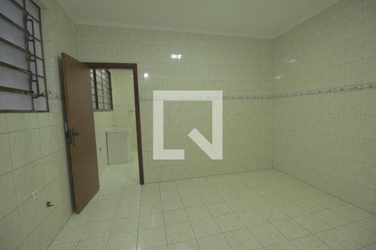 Cozinha de apartamento à venda com 2 quartos, 73m² em São João, Porto Alegre