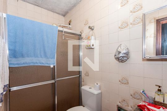 Banheiro de casa à venda com 4 quartos, 400m² em Vila Moinho Velho, São Paulo