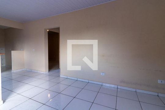 Sala de casa para alugar com 2 quartos, 72m² em Vila Maria Auxiliadora, Embu das Artes
