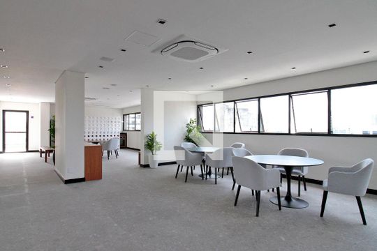 Área comum de kitnet/studio para alugar com 1 quarto, 22m² em Bela Vista, São Paulo