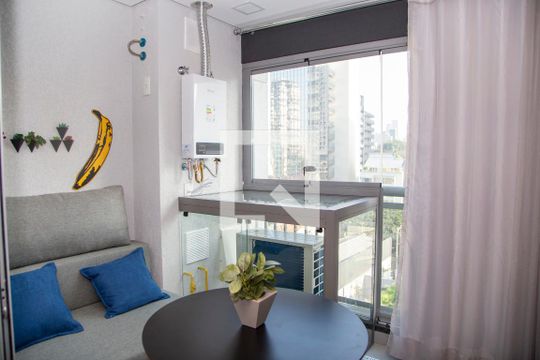 Studio  de kitnet/studio para alugar com 1 quarto, 30m² em Pinheiros, São Paulo