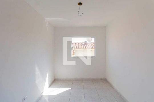 Sala de apartamento para alugar com 2 quartos, 52m² em Itaquera, São Paulo
