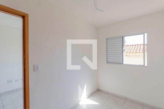 Quarto 1 de apartamento para alugar com 2 quartos, 52m² em Itaquera, São Paulo