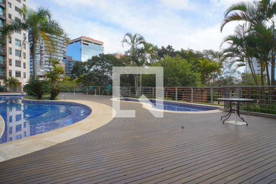 Área comum - Piscina de apartamento para alugar com 4 quartos, 135m² em Três Figueiras, Porto Alegre