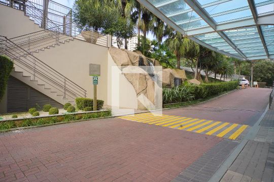 Área comum  de apartamento para alugar com 4 quartos, 135m² em Três Figueiras, Porto Alegre