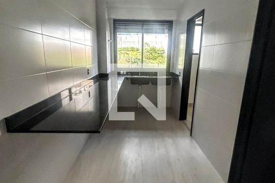Cozinha de apartamento à venda com 4 quartos, 202m² em Vila da Serra, Nova Lima