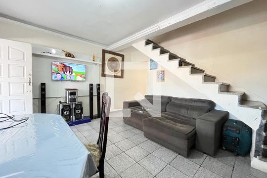 Sala de casa à venda com 2 quartos, 100m² em Jardim Jabaquara, São Paulo