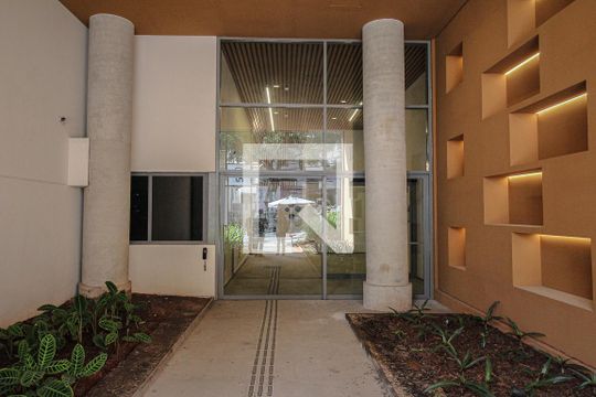 Fachada e portaria de kitnet/studio à venda com 1 quarto, 27m² em Vila Mariana, São Paulo