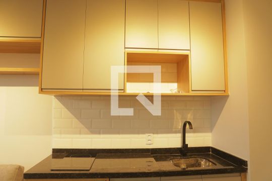 Cozinha de kitnet/studio para alugar com 1 quarto, 24m² em Vila Clementino, São Paulo