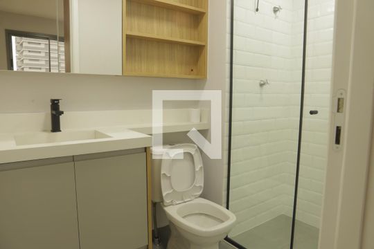 Banheiro de kitnet/studio para alugar com 1 quarto, 24m² em Vila Clementino, São Paulo