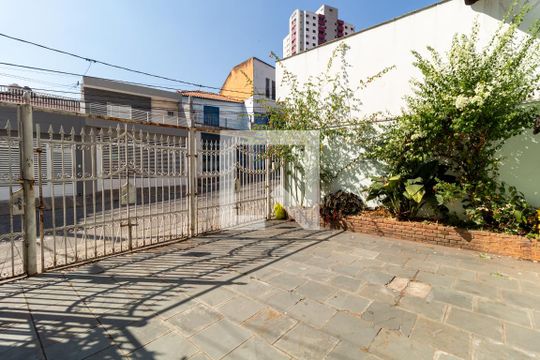 Quintal/Garagem de casa à venda com 3 quartos, 198m² em Vila Esperança, São Paulo