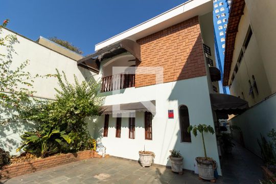 Fachada de casa à venda com 3 quartos, 198m² em Vila Esperança, São Paulo