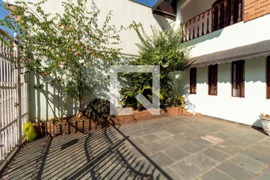 Quintal/Garagem de casa à venda com 3 quartos, 198m² em Vila Esperança, São Paulo