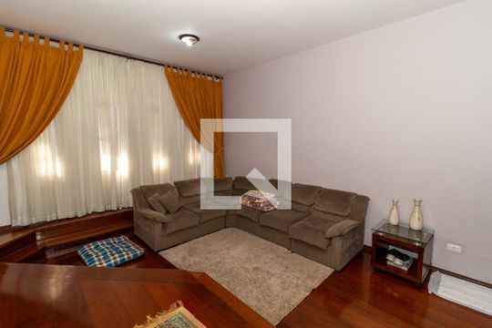 Casa à venda com 3 quartos, 198m² em Vila Esperança, São Paulo
