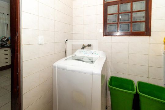 Área de Serviço de casa à venda com 3 quartos, 198m² em Vila Esperança, São Paulo