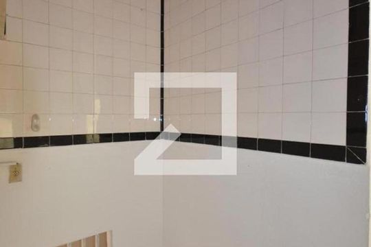 Cozinha de apartamento para alugar com 1 quarto, 35m² em Vista Alegre, Rio de Janeiro