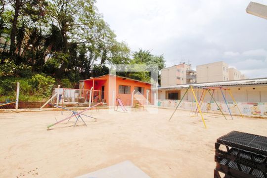 Área comum - Playground de apartamento à venda com 3 quartos, 60m² em Parque Pinheiros, Taboão da Serra