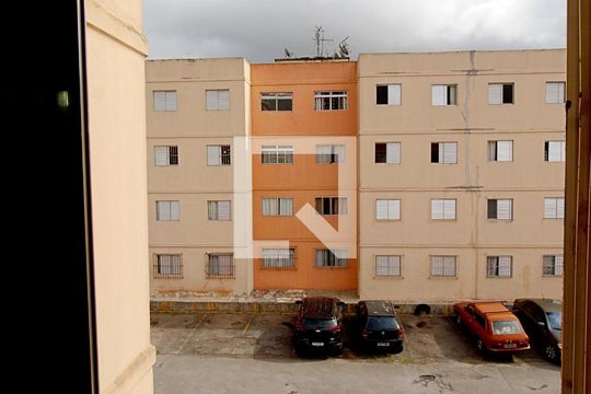 Vista do Quarto 3 de apartamento à venda com 3 quartos, 60m² em Parque Pinheiros, Taboão da Serra