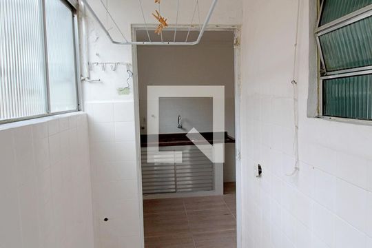 Área de Serviço de apartamento à venda com 3 quartos, 60m² em Parque Pinheiros, Taboão da Serra