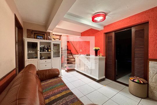 Casa à venda com 3 quartos, 175m² em Paraíso, Santo André