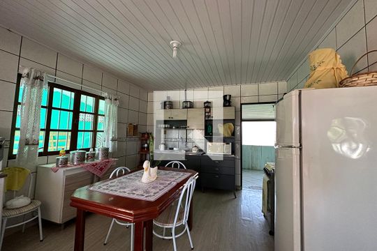 Cozinha de casa à venda com 2 quartos, 120m² em Campina, São Leopoldo