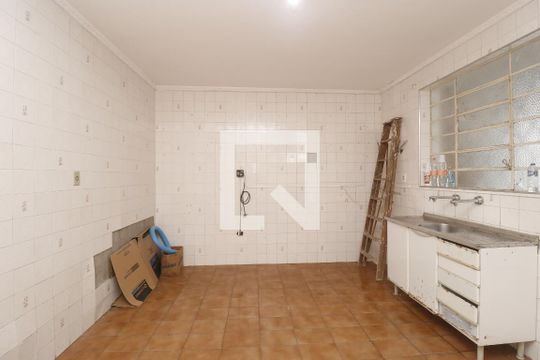 Cozinha de casa à venda com 2 quartos, 130m² em Vila Pauliceia, São Paulo