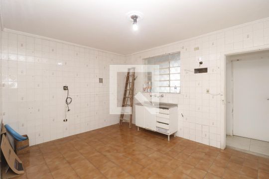 Cozinha de casa à venda com 2 quartos, 130m² em Vila Pauliceia, São Paulo