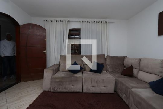 Sala de casa à venda com 3 quartos, 1m² em Parque Pereira, São Paulo