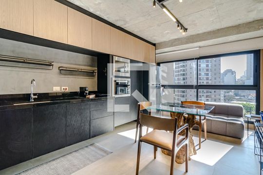 Sala de apartamento à venda com 1 quarto, 38m² em Jardim das Bandeiras, São Paulo