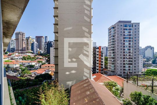 Vista de apartamento à venda com 1 quarto, 38m² em Jardim das Bandeiras, São Paulo
