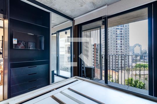 Suíte de apartamento à venda com 1 quarto, 38m² em Jardim das Bandeiras, São Paulo