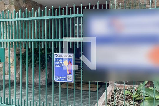 placa de apartamento para alugar com 3 quartos, 80m² em Tijuca, Rio de Janeiro