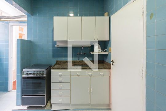 Cozinha de apartamento para alugar com 3 quartos, 80m² em Tijuca, Rio de Janeiro