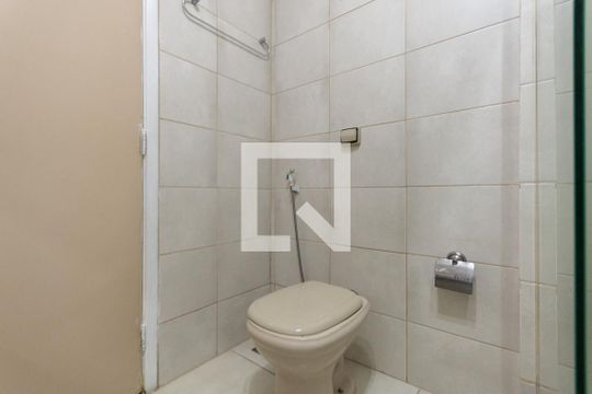 Banheiro de apartamento para alugar com 3 quartos, 80m² em Tijuca, Rio de Janeiro