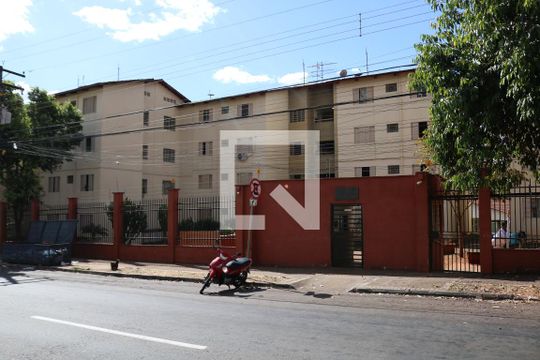 Fachada do Condomínio de apartamento à venda com 2 quartos, 53m² em Jardim Goiás, Goiânia