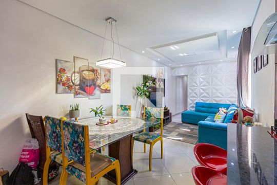 Sala de apartamento à venda com 2 quartos, 134m² em Vila Homero Thon, Santo André
