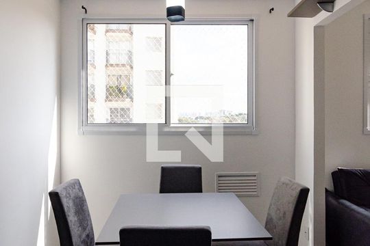 Sala de apartamento à venda com 2 quartos, 37m² em Vila Guarani (zona Sul), São Paulo