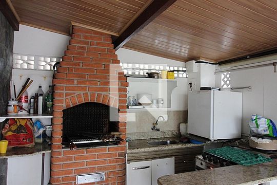 Churrasqueira de casa à venda com 3 quartos, 158m² em Jardim Maria Adelaide, São Bernardo do Campo