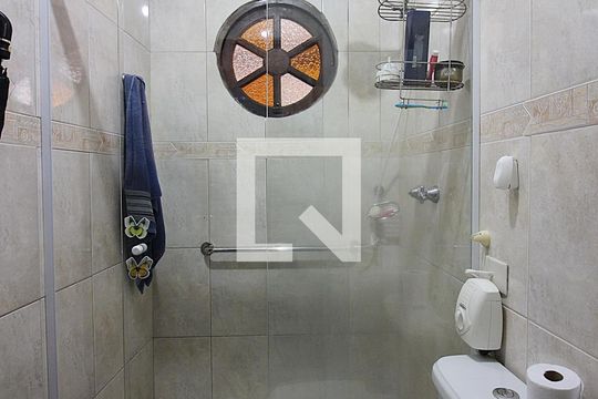 Banheiro do Quarto 1 - Suíte de casa à venda com 3 quartos, 158m² em Jardim Maria Adelaide, São Bernardo do Campo