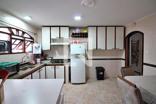 Cozinha de casa à venda com 3 quartos, 158m² em Jardim Maria Adelaide, São Bernardo do Campo