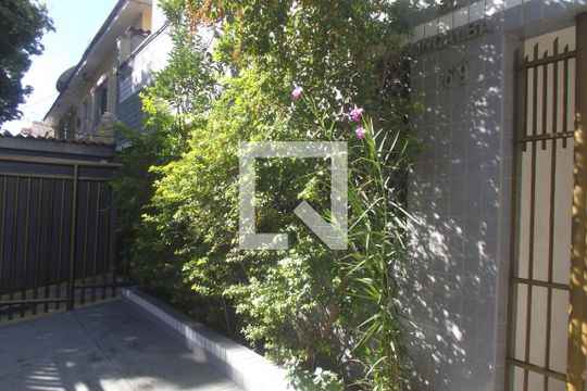 Entrada  de apartamento para alugar com 2 quartos, 60m² em Riachuelo, Rio de Janeiro