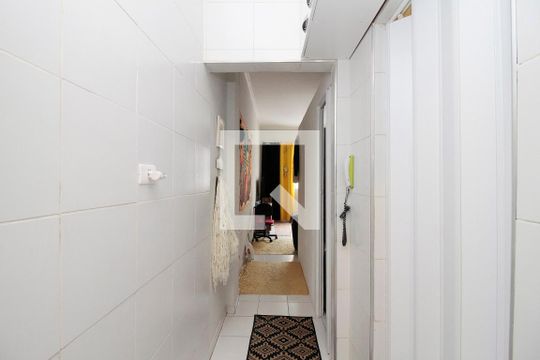 Corredor de apartamento à venda com 1 quarto, 55m² em Santa Ifigênia, São Paulo