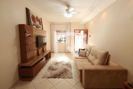 Sala de casa à venda com 3 quartos, 239m² em Vila Granada, São Paulo