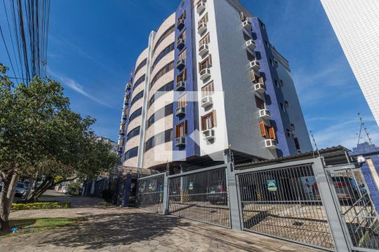 Fachada do Prédio de apartamento à venda com 3 quartos, 118m² em Petrópolis, Porto Alegre