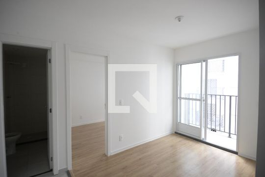Apartamento à venda com 2 quartos, 37m² em Cambuci, São Paulo