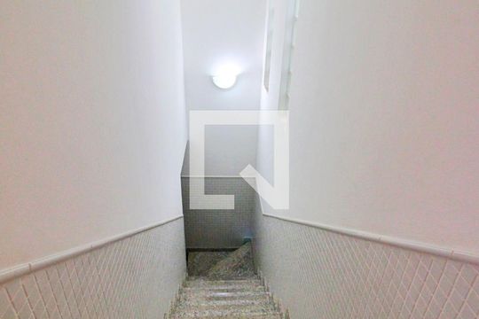 Escada de casa à venda com 3 quartos, 200m² em Vila Alto de Santo Andre, Santo André