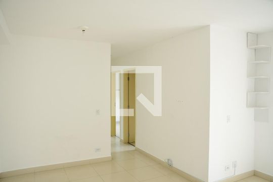 Apartamento para alugar com 2 quartos, 52m² em Parque Frondoso, Cotia