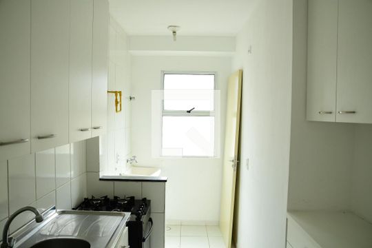 Cozinha e Área de Serviço de apartamento para alugar com 2 quartos, 52m² em Parque Frondoso, Cotia